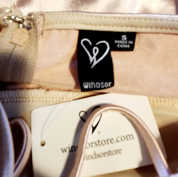 Windsor Laurel Lace-Up A-Line Slit Satin Formal Dress - Picture 12 of 13